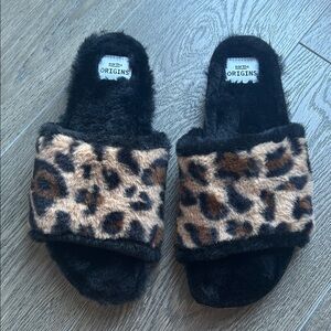 EARTH ORIGINS Faux Fur Slides